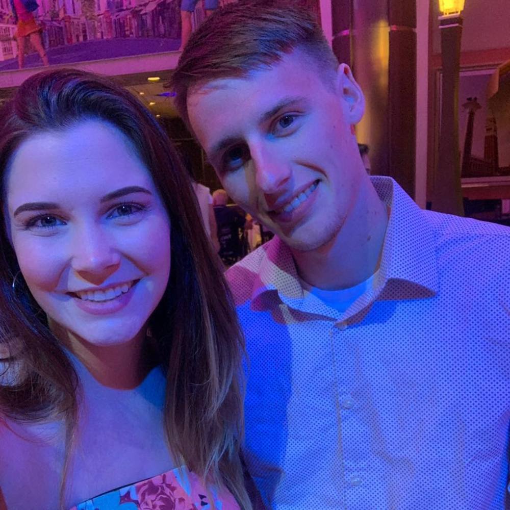 Meet your Posher, Laura